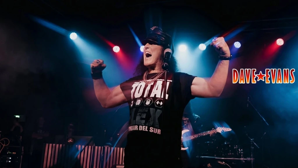 https://www.radiorock.com.br/noticias/dave-evans-vocalista-original-do-acdc-lanca-novo-single-loup-garou
